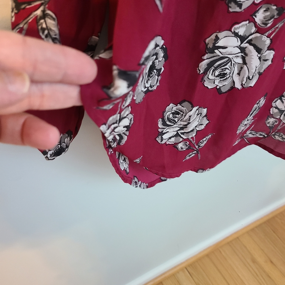 Torrid Georgette Floral Blouse Keyhole Magenta Long Sleeve Women's Size 0 (L 12) - Picture 9 of 15